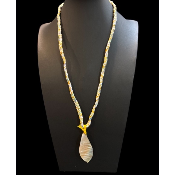 Free People Adjustable Floral Braided Shell Necklace NWT - Picture 1 of 4